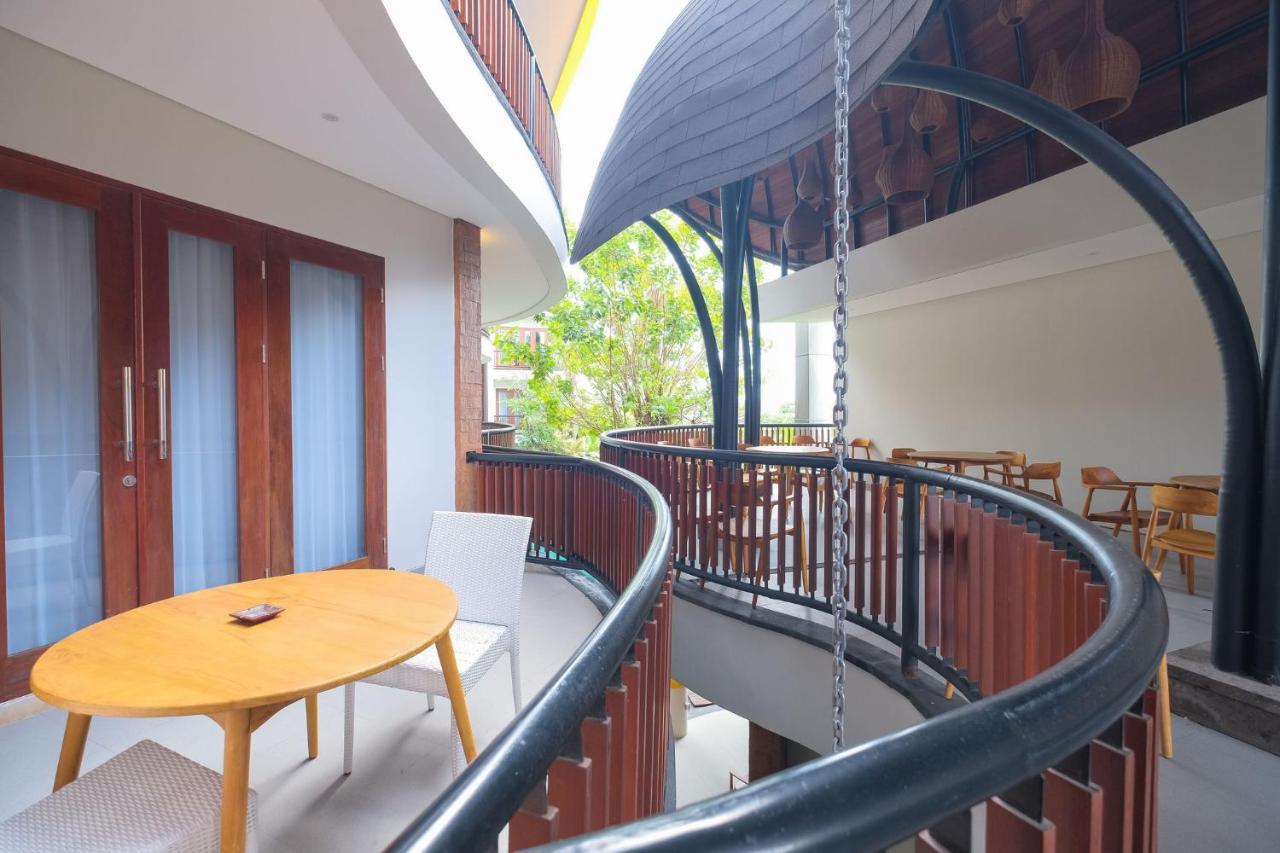 Djabu Seminyak Hotel Dempasar Exterior foto