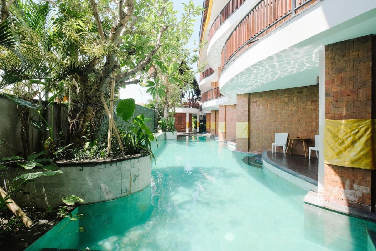Djabu Seminyak Hotel Dempasar Exterior foto