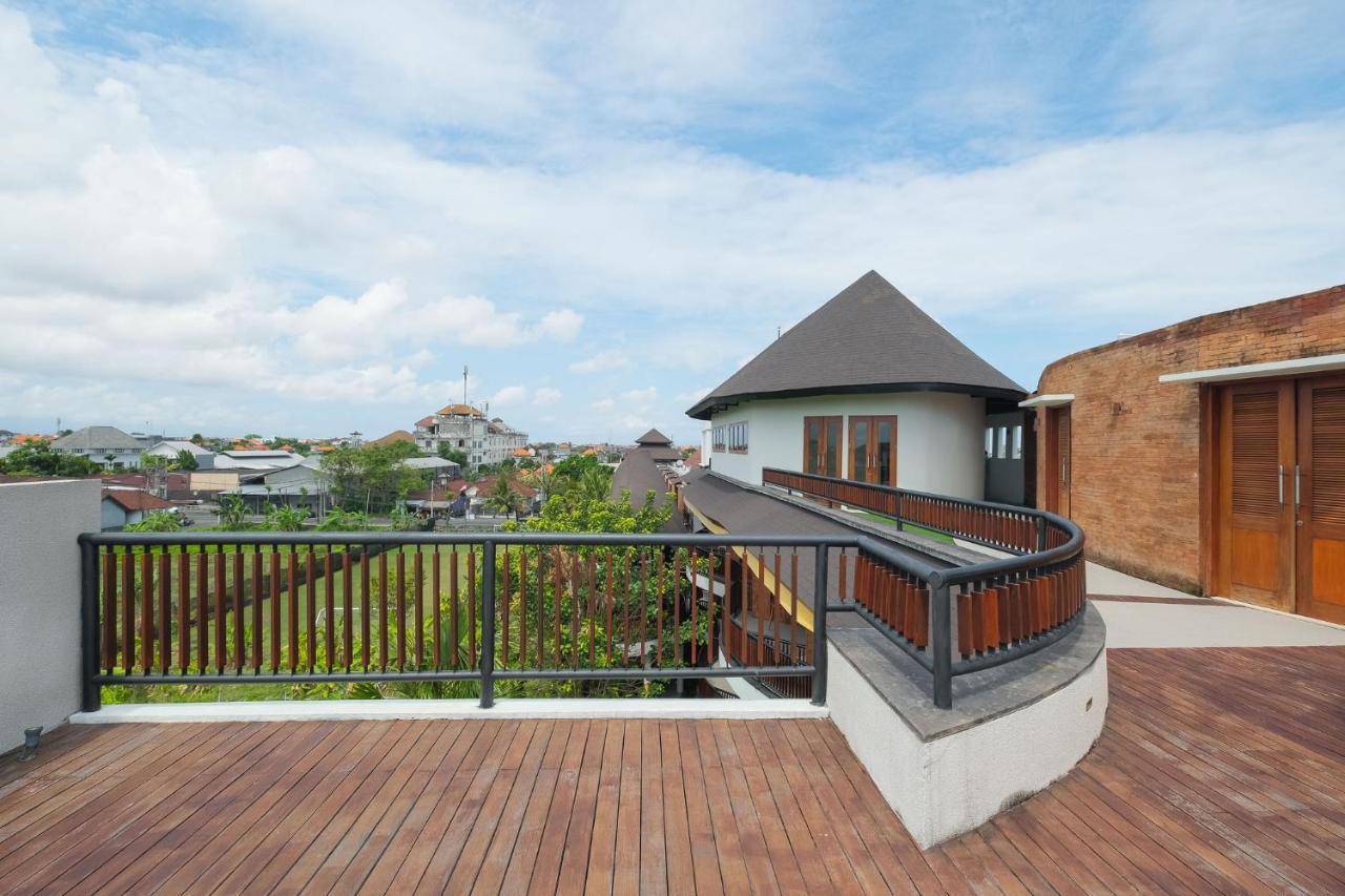 Djabu Seminyak Hotel Dempasar Exterior foto