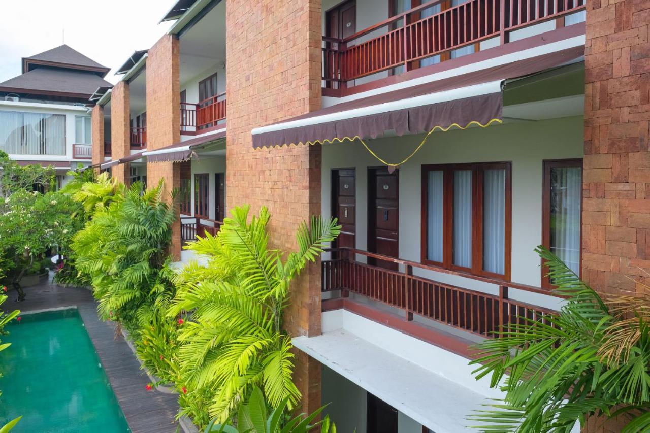 Djabu Seminyak Hotel Dempasar Exterior foto