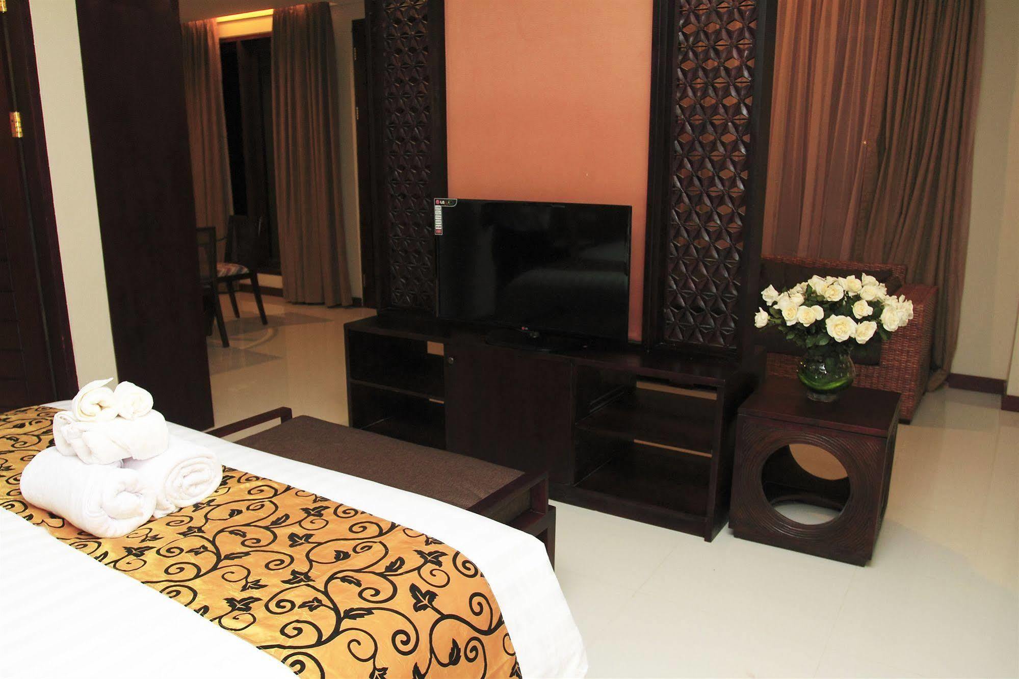 Djabu Seminyak Hotel Dempasar Exterior foto