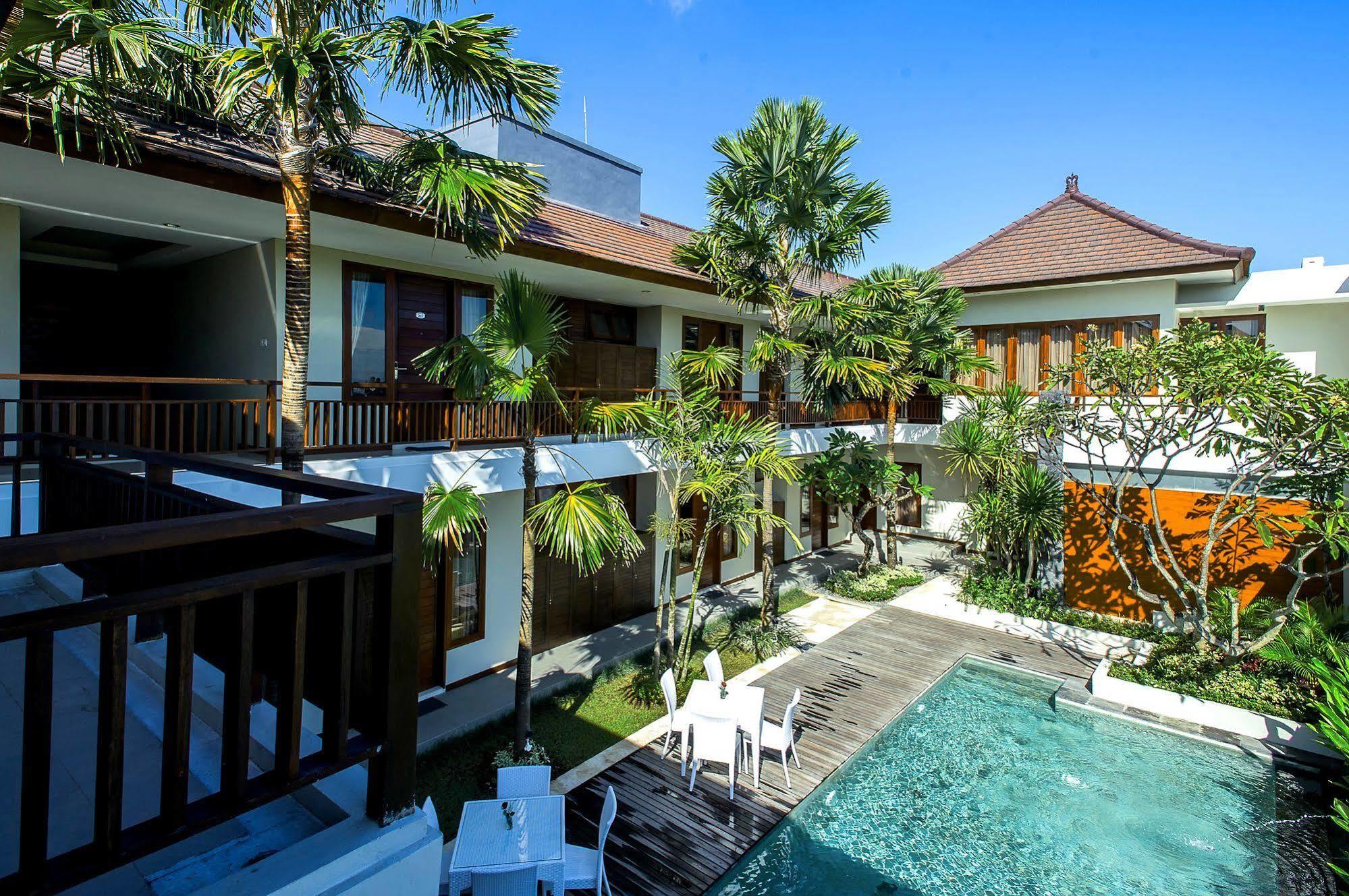 Djabu Seminyak Hotel Dempasar Exterior foto